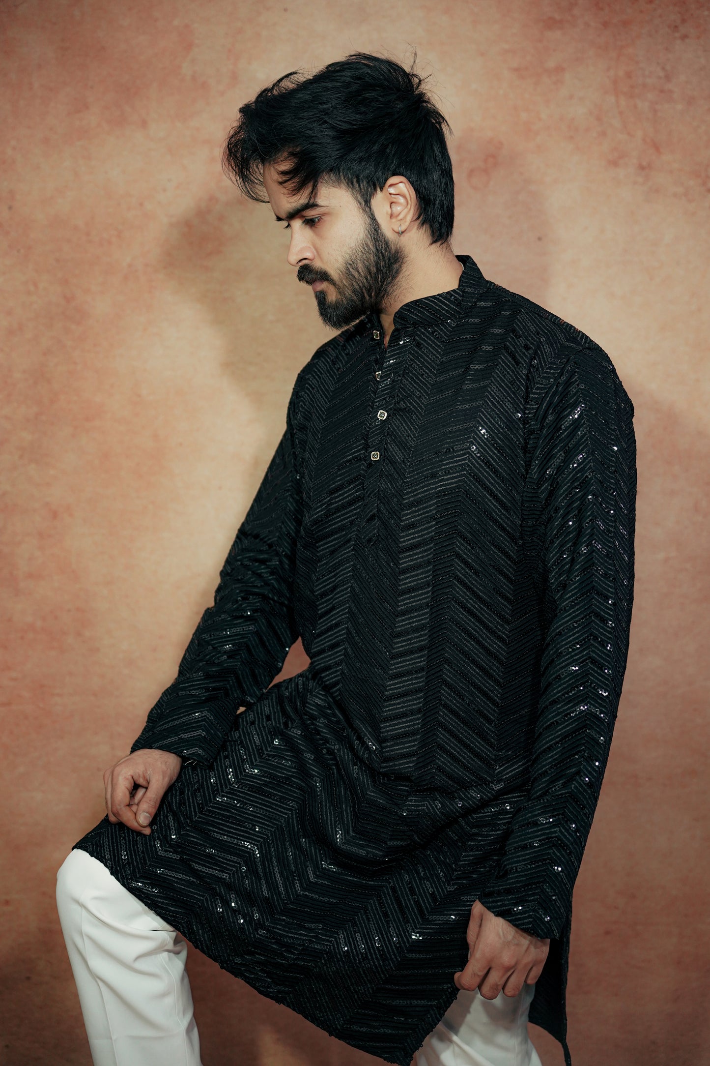 BLACK EMBROIDERY MEN'S KURTA